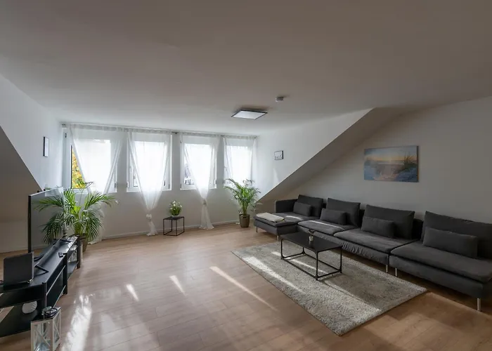 Im Dachgeschoss * Plankstadt