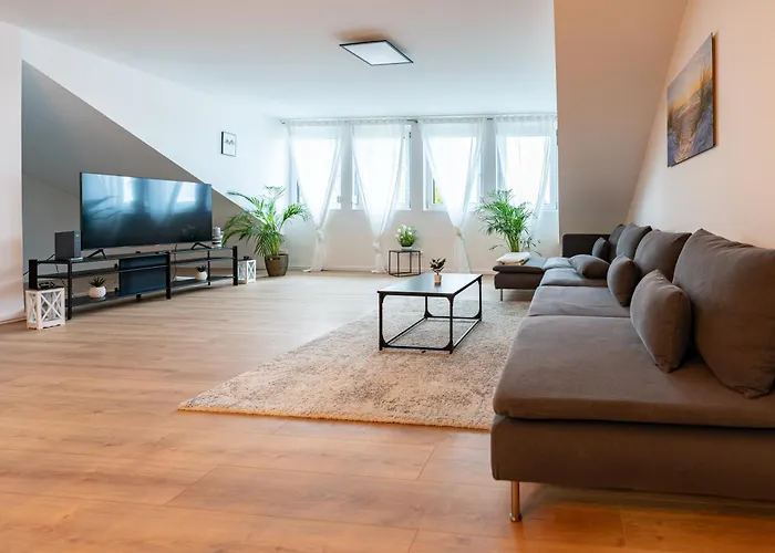 Im Dachgeschoss Appartement *